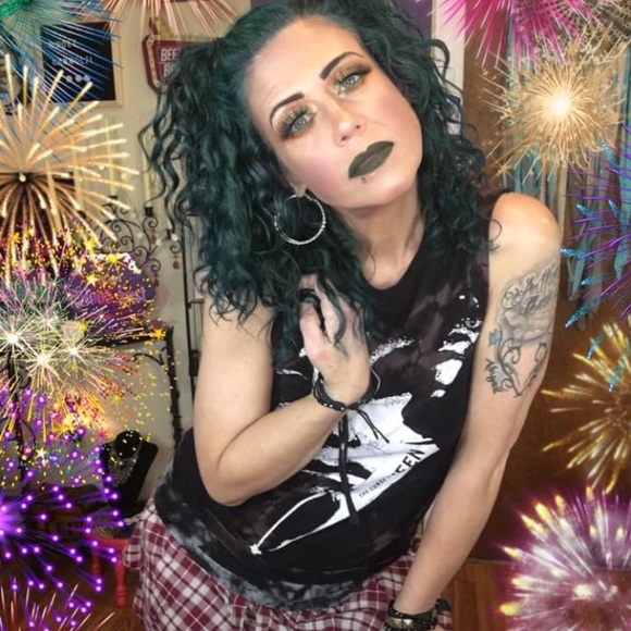 Meet your Posher, Shannon - Picture 12 of 16